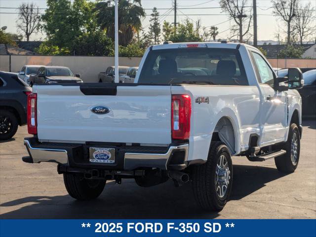 New 2025 Ford F350 XLT image 5