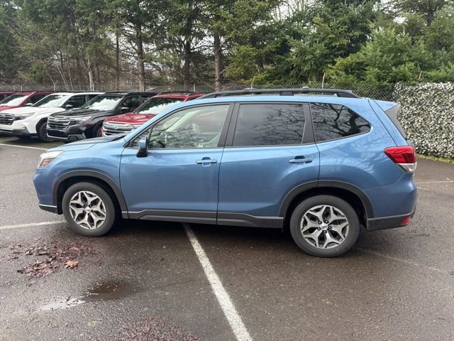 Used 2021 Subaru Forester Premium image 8