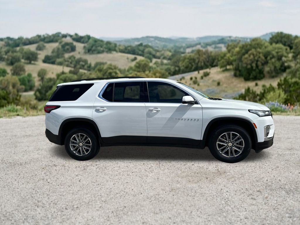 Used 2023 Chevrolet Traverse LT FWD image 11