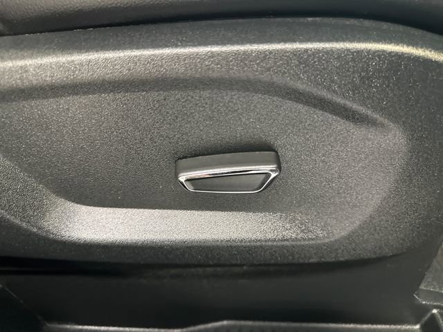Used 2019 Ford Edge SEL w/ Equipment Group 201A AWD/4WD image 24