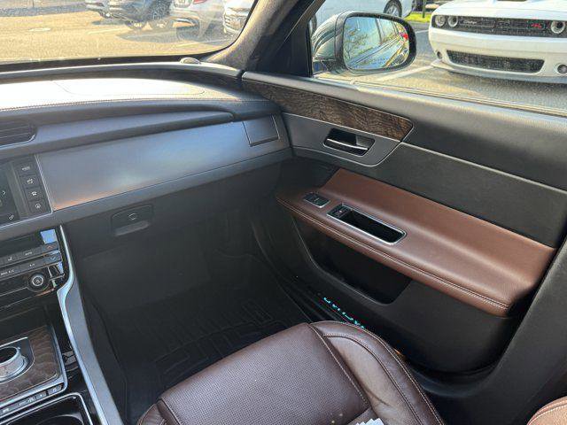 Used 2016 Jaguar XF R-Sport AWD/4WD image 14