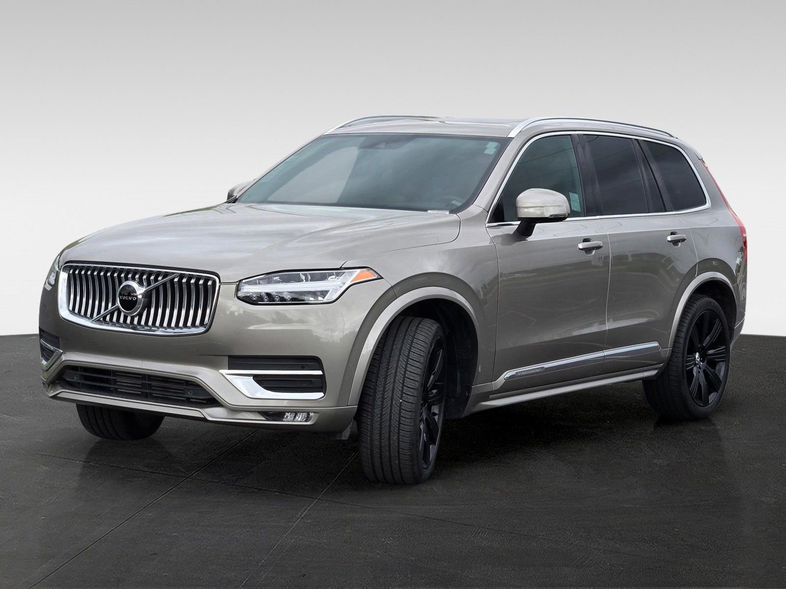 Used 2020 Volvo XC90 T6 Inscription w/ Protection Package Premier image 8