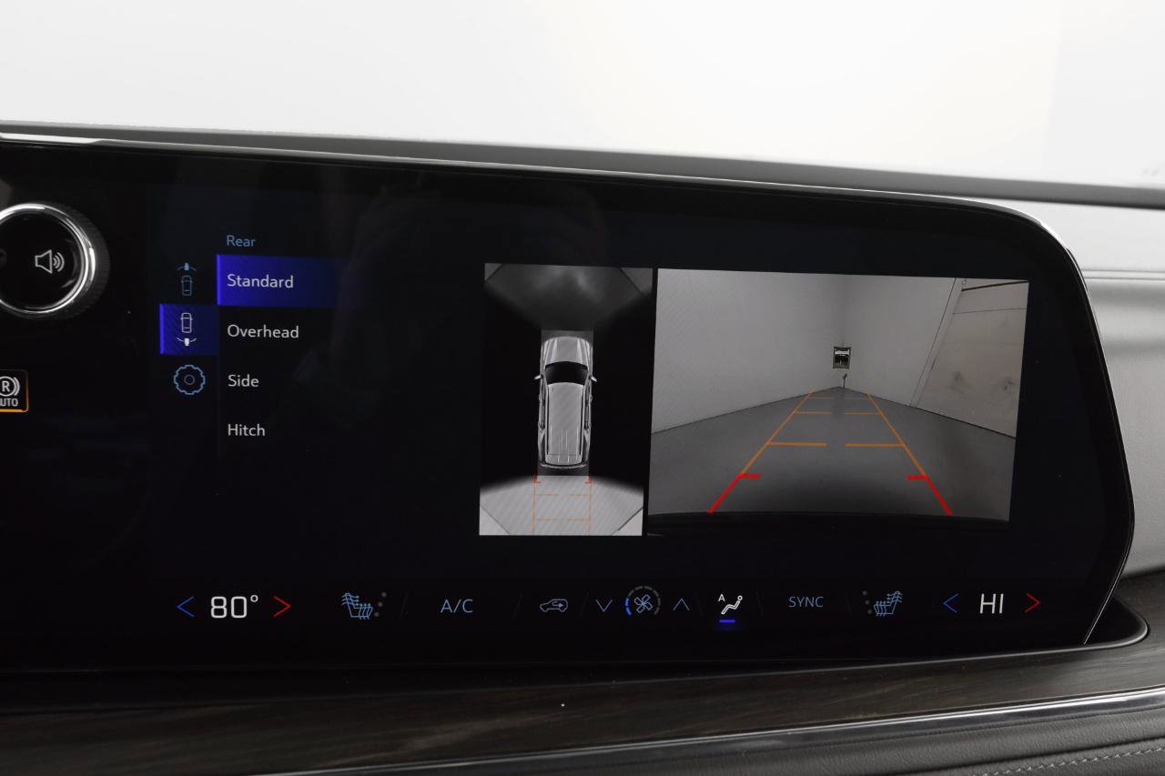 Used 2026 Chevrolet Tahoe Z71 w/ Comfort Package image 24