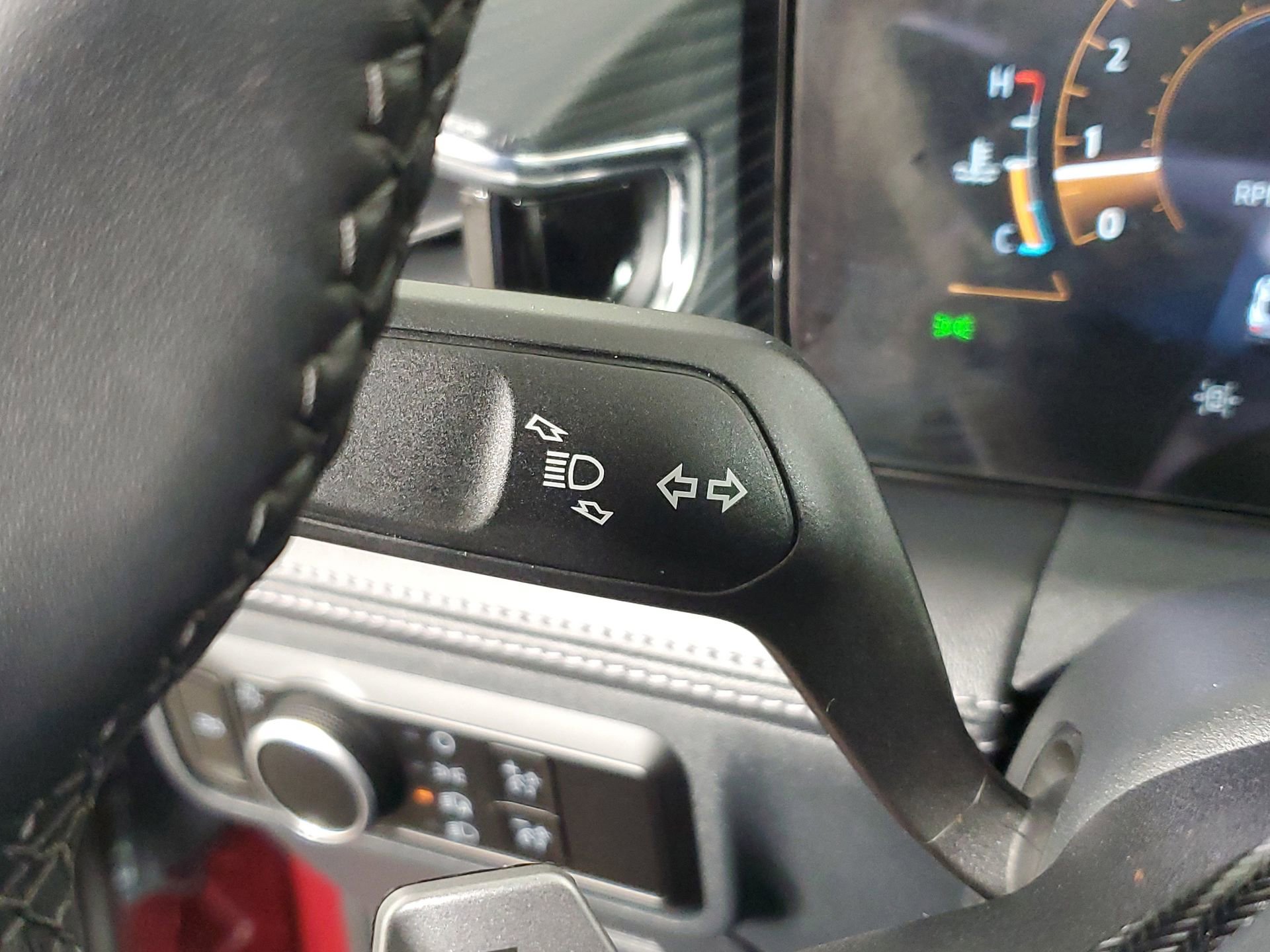 Used 2025 Ford Mustang GT Premium image 33