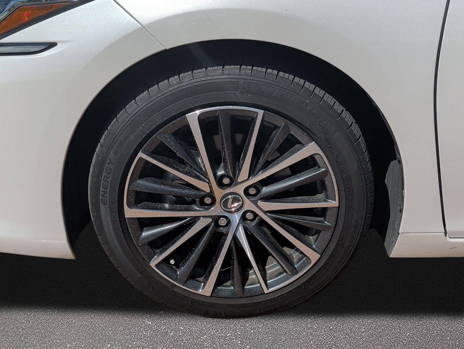 Certified 2025 Lexus ES 350 w/ Premium Package FWD image 7
