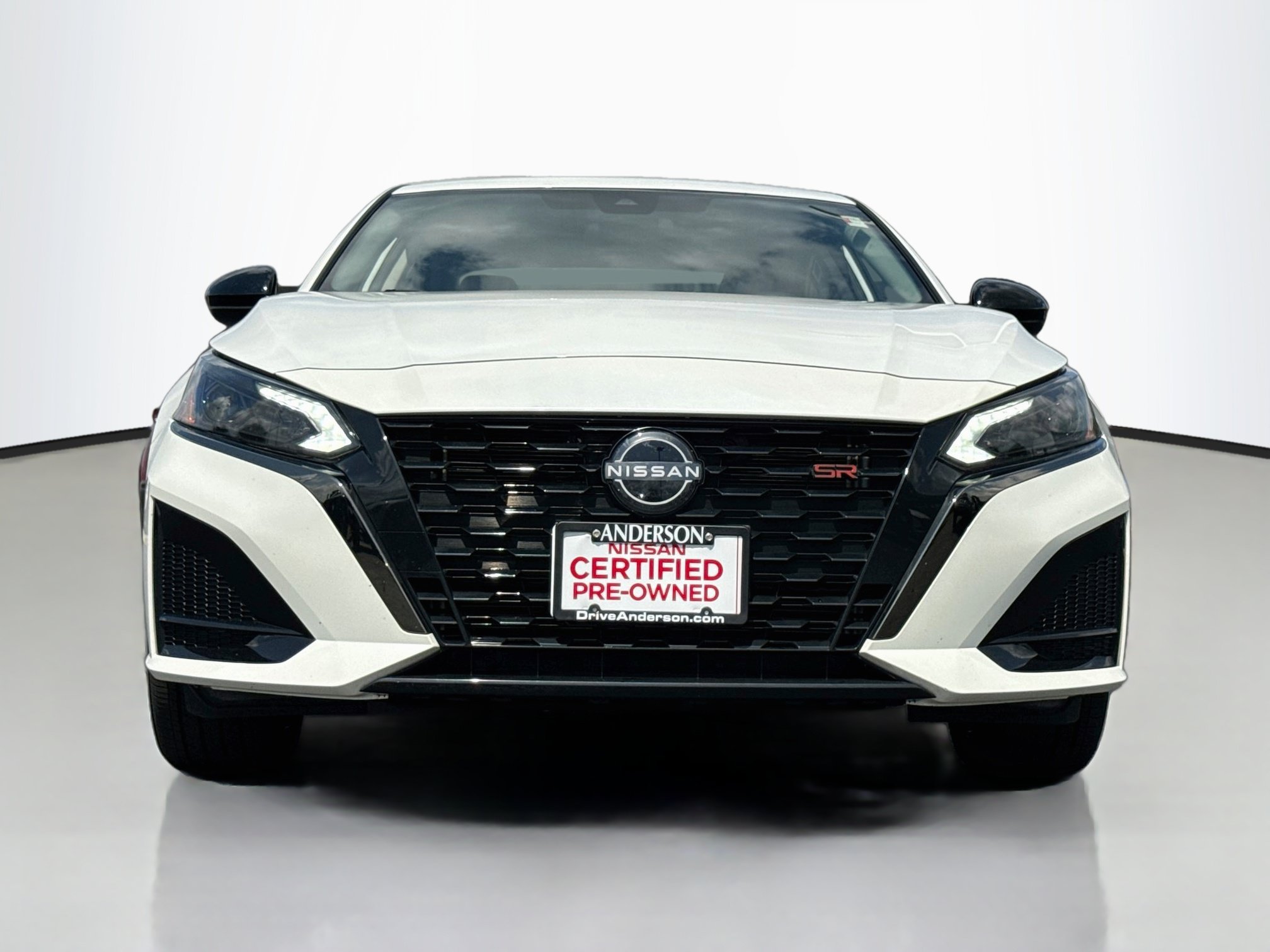 Certified 2024 Nissan Altima 2.5 SR w/ SR Premium Package FWD image 2