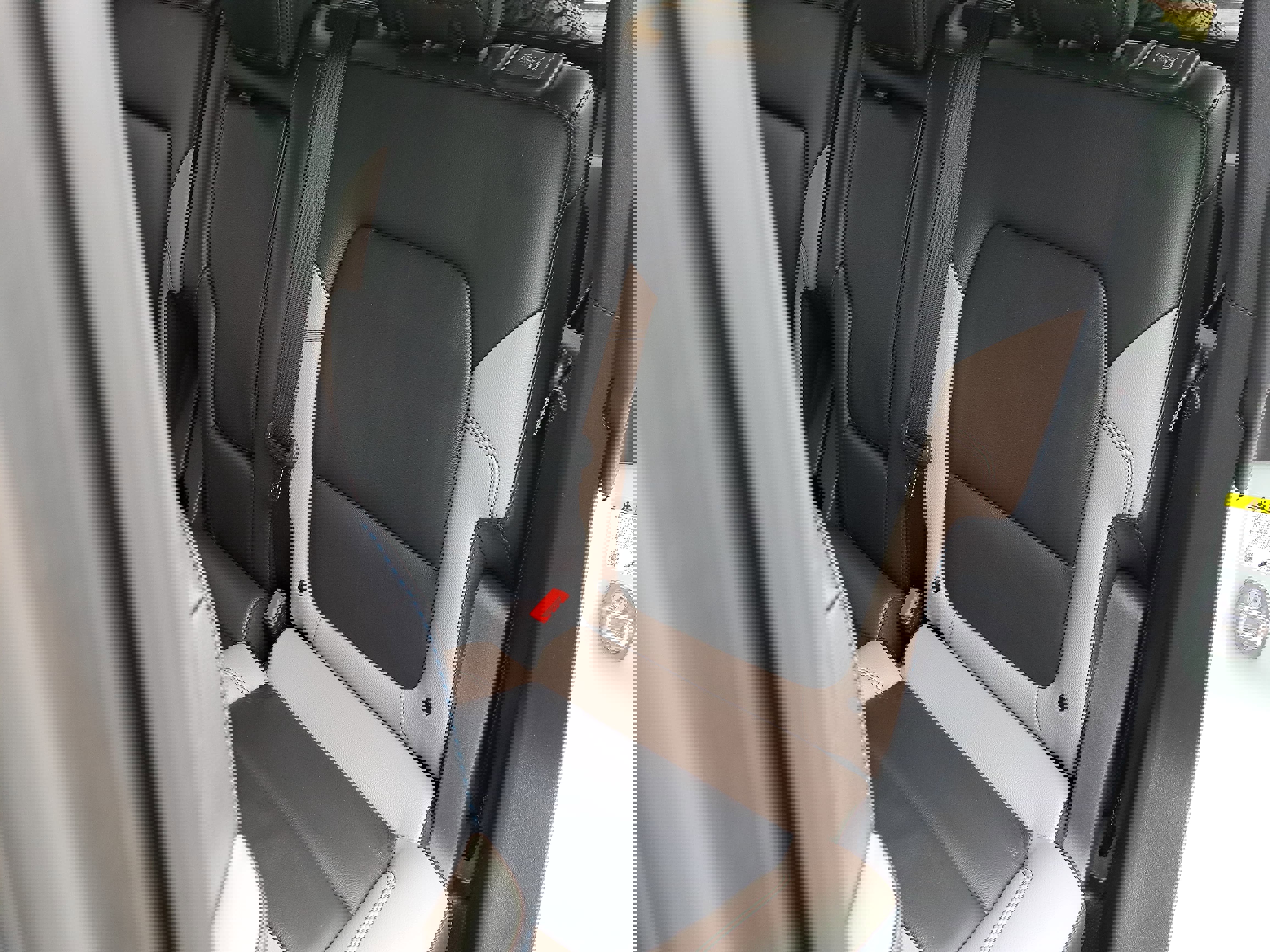 Used 2024 Ford Bronco Wildtrak image 13