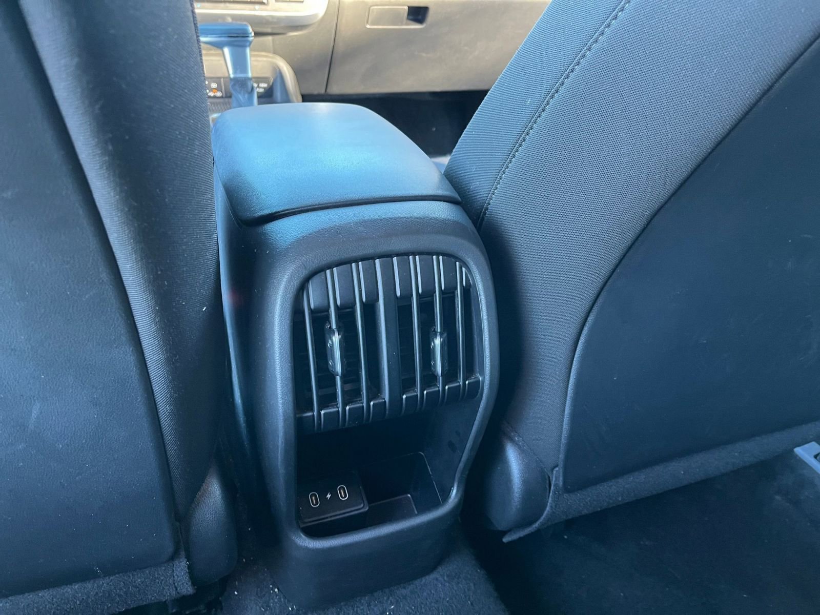 Used 2025 Hyundai Kona SEL image 24