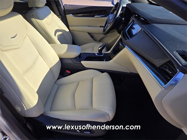 Used 2019 Cadillac XT5 FWD image 15