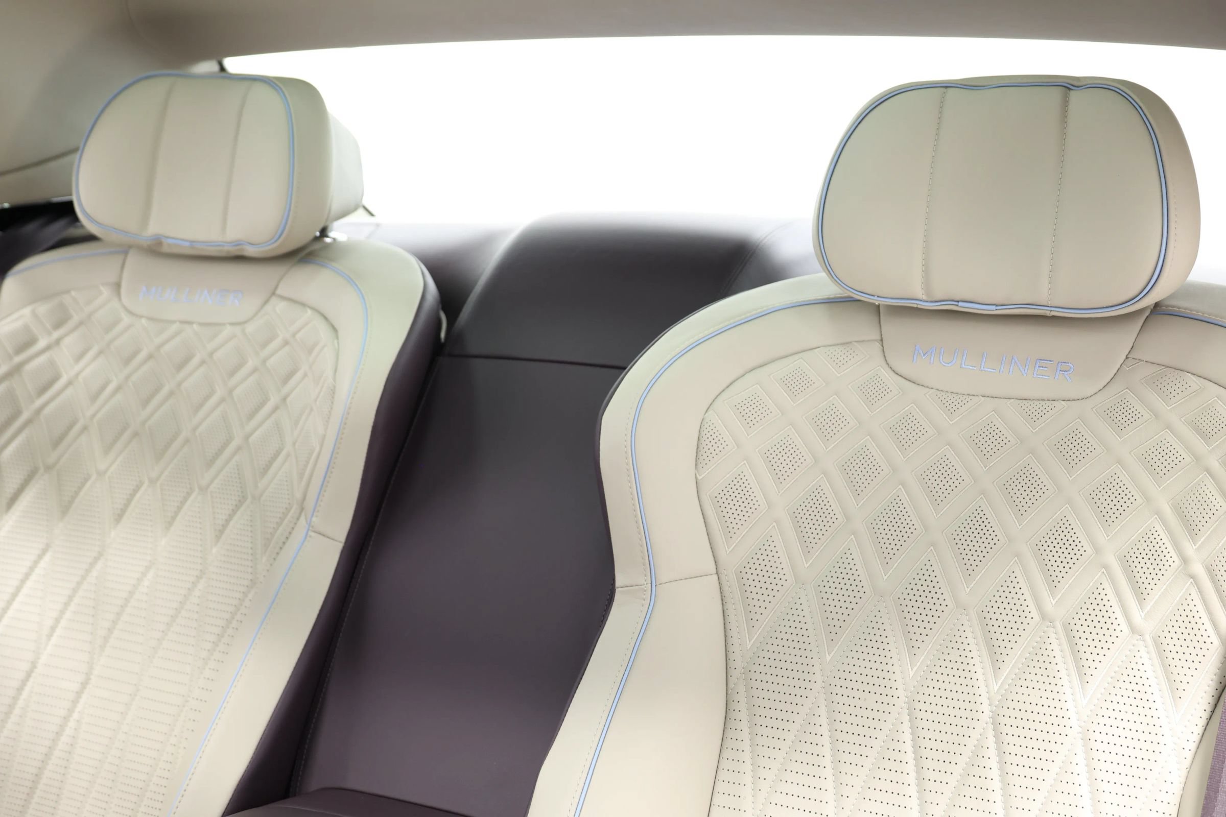 Used 2022 Bentley Flying Spur V8 AWD/4WD image 75