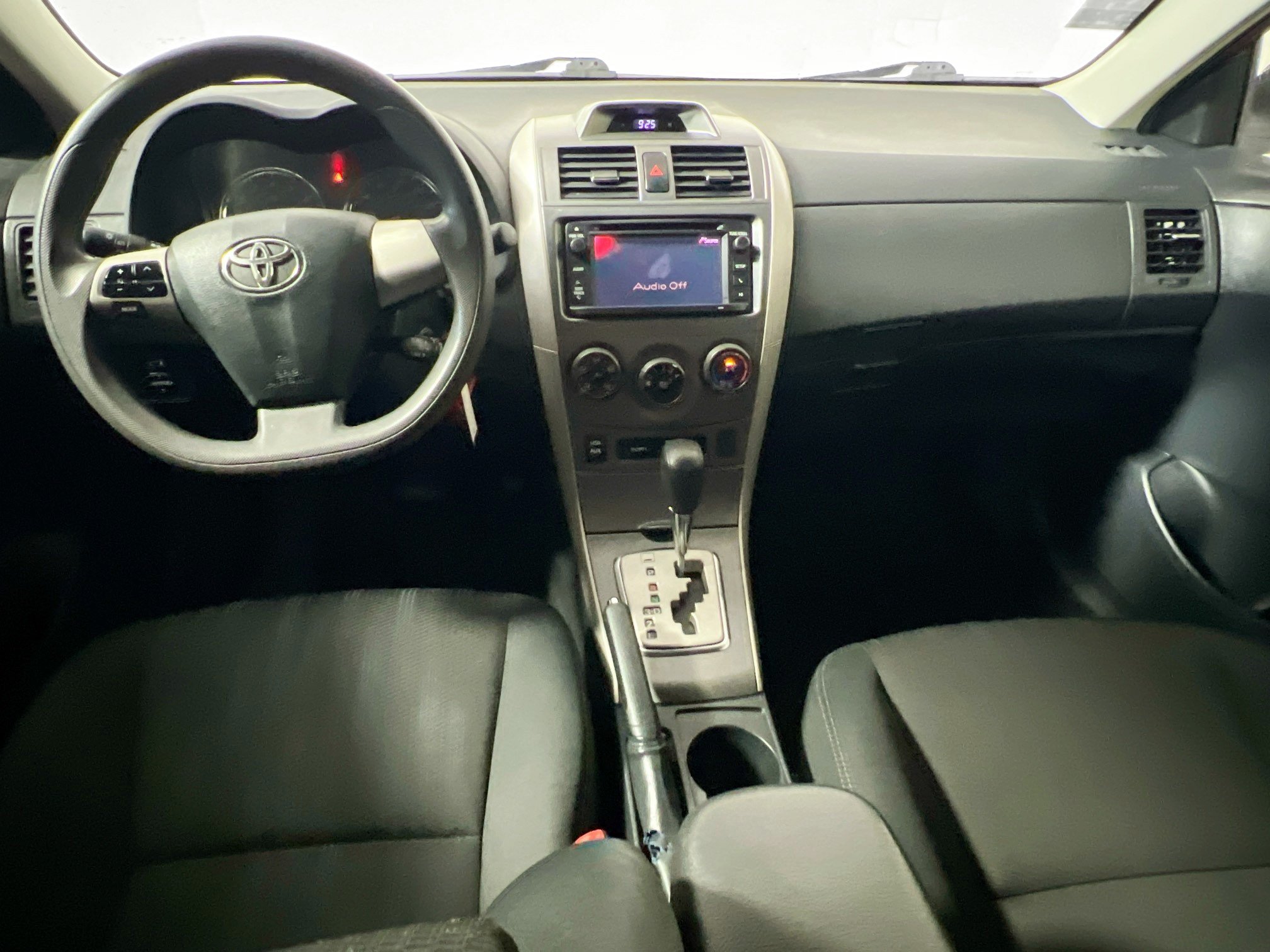 Used 2013 Toyota Corolla S FWD image 29
