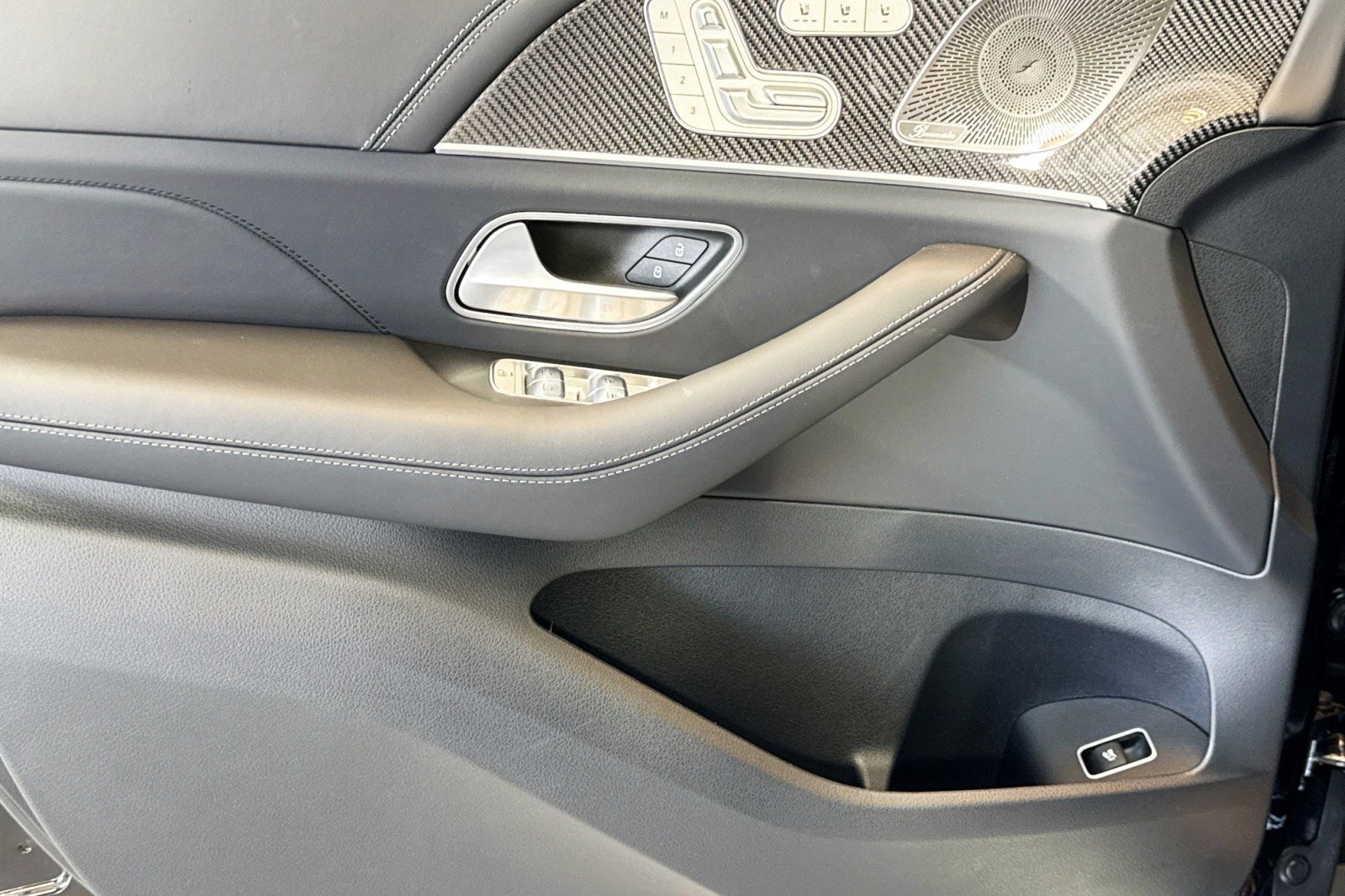 New 2025 Mercedes-Benz GLE 63 AMG S image 16