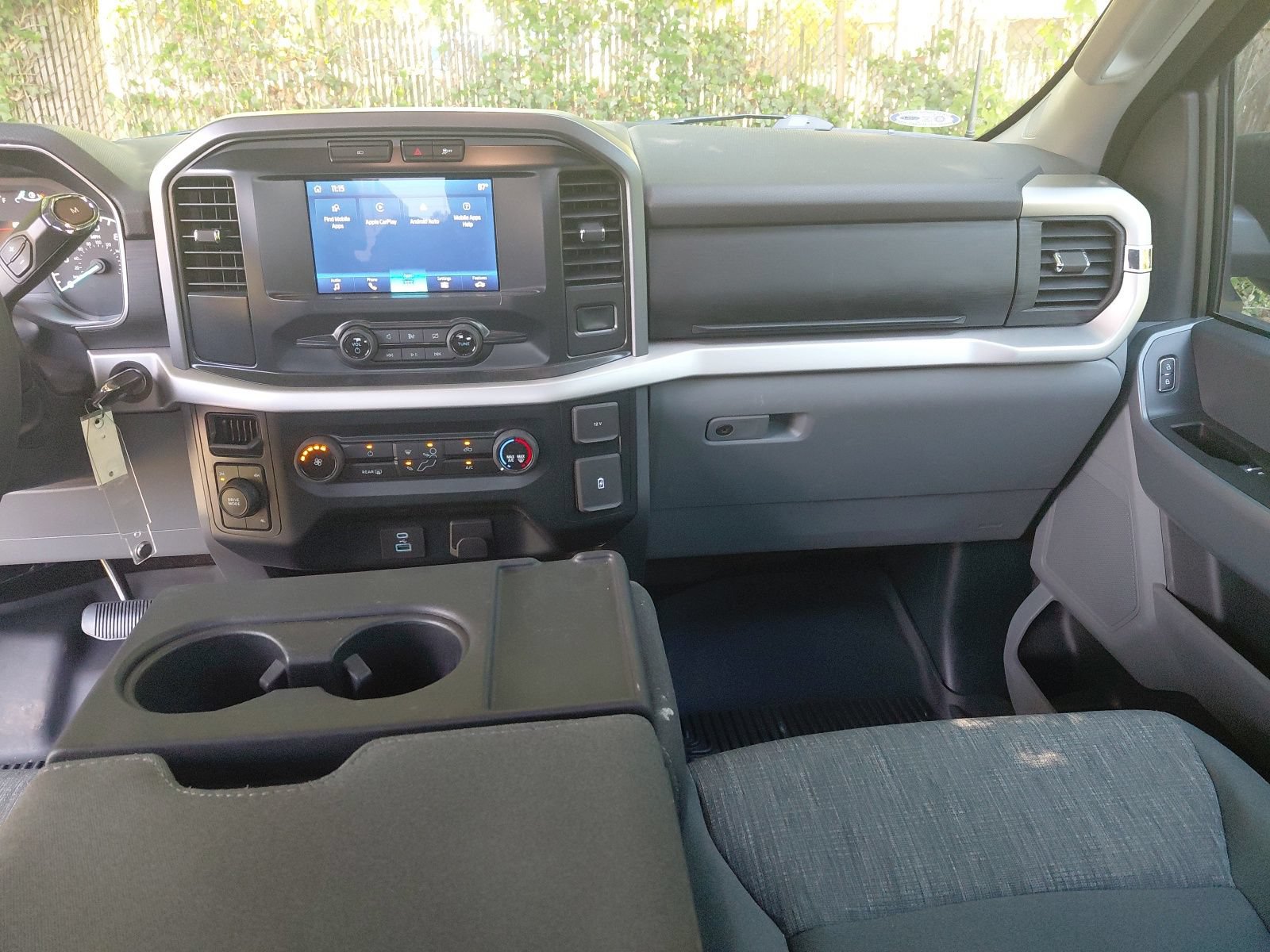 Used 2022 Ford F150 XLT w/ Bed Utility Package AWD/4WD image 3