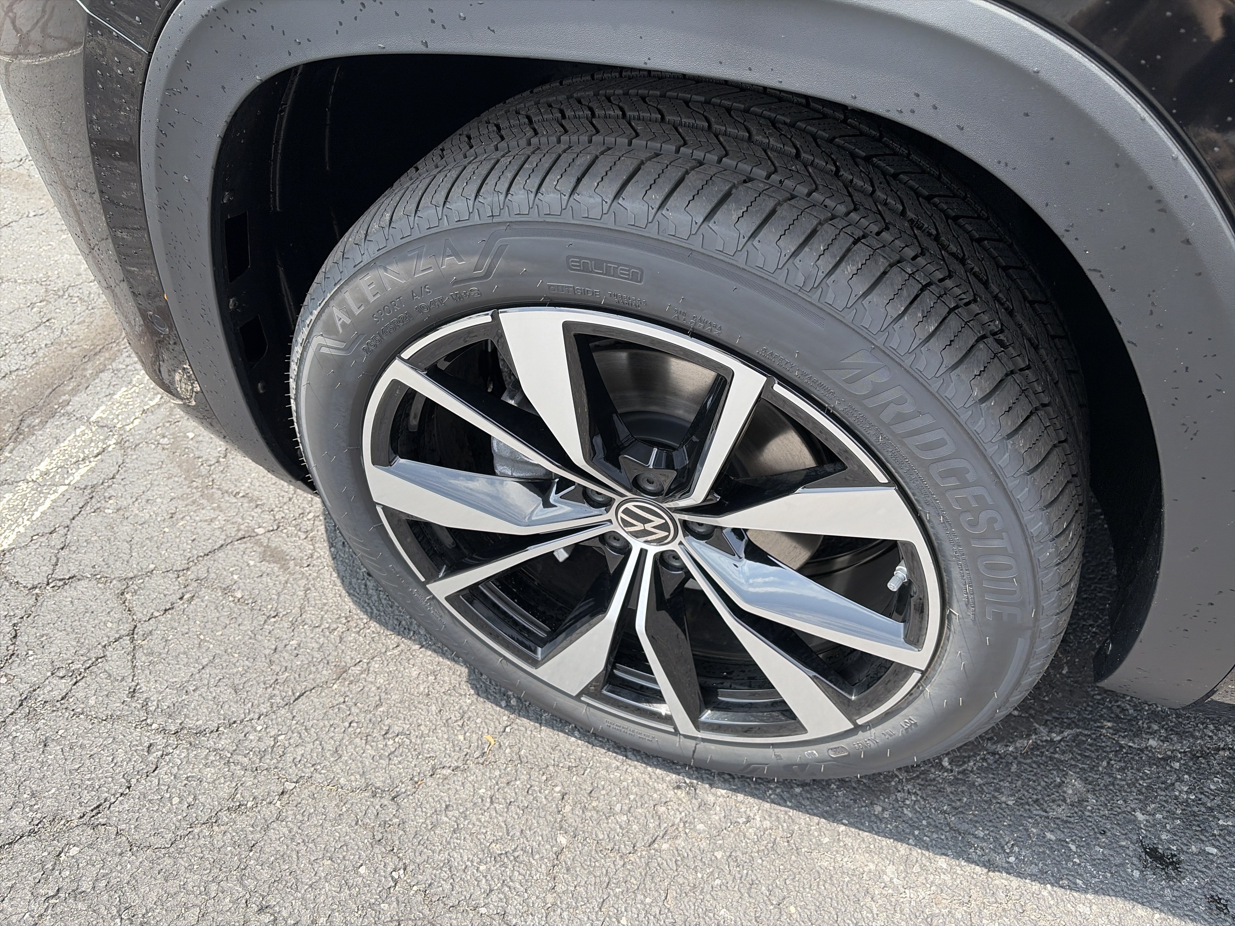 New 2026 Volkswagen Atlas SEL Premium R-Line AWD/4WD image 9