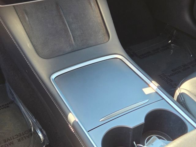 Used 2022 Tesla Model 3 Standard Range image 29