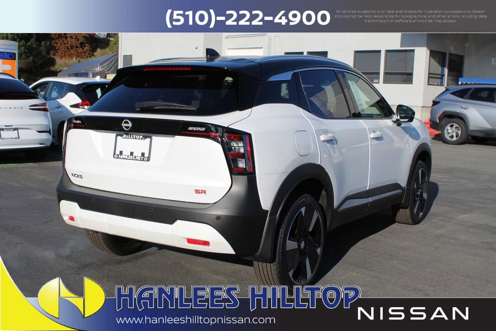 New 2025 Nissan Kicks SR w/ Illumination Package FWD image 7