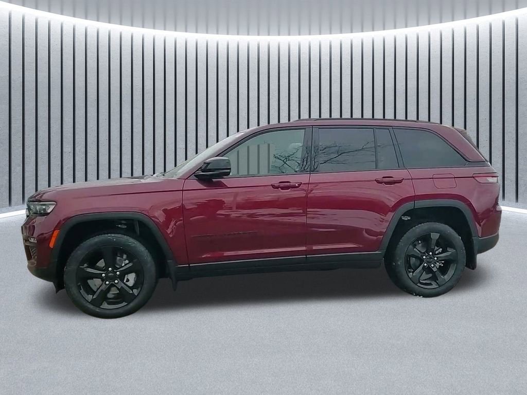 New 2025 Jeep Grand Cherokee Limited w/ Luxury Tech Group II image 15