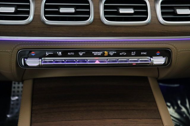 Certified 2025 Mercedes-Benz GLS 580 4MATIC image 28