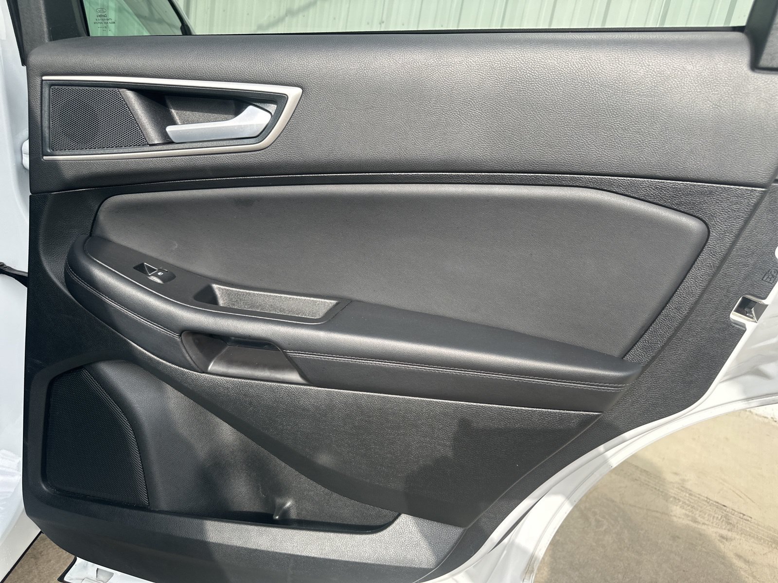 Used 2024 Ford Edge SEL AWD/4WD image 15