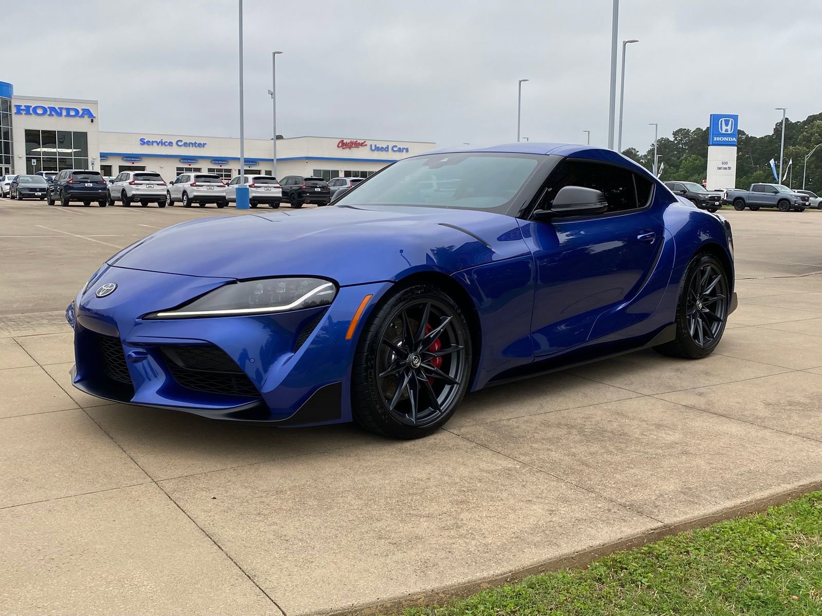 Used 2025 Toyota Supra RWD image 3