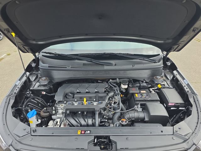 Used 2025 Hyundai Venue SEL image 30