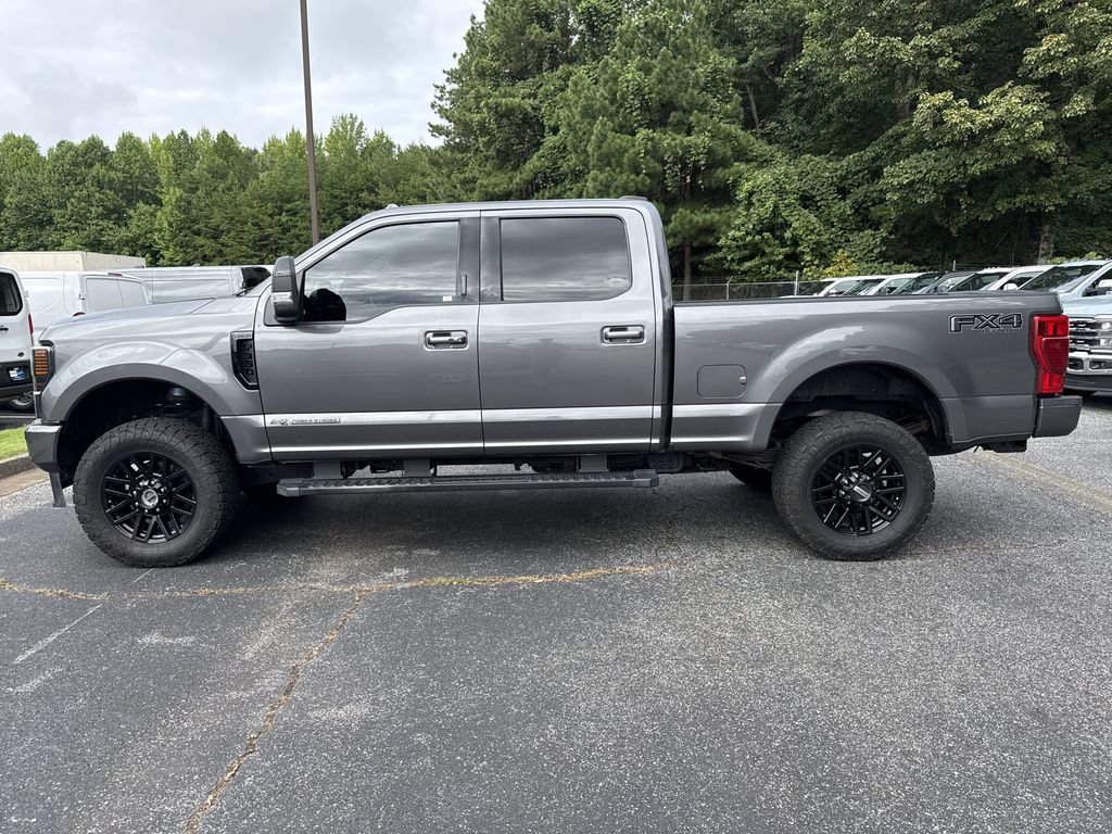 Used 2022 Ford F350 Lariat w/ Black Appearance Package AWD/4WD image 4