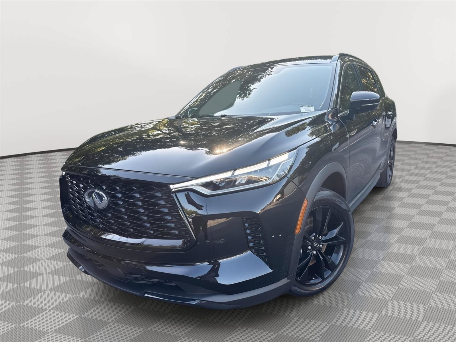Used 2025 INFINITI QX60 Luxe w/ Black Edition FWD video 2