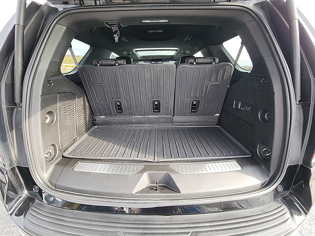 Certified 2024 Chevrolet Tahoe Premier w/ Premium Package image 34