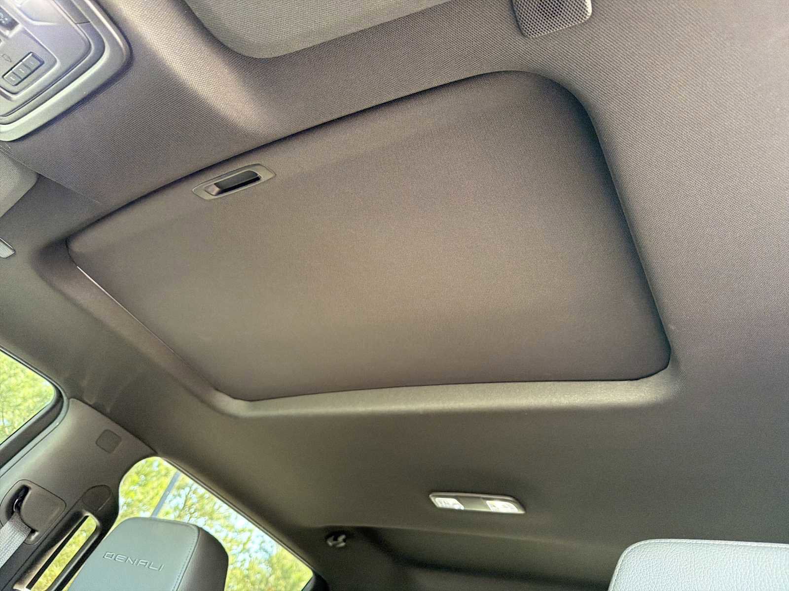 Used 2022 GMC Sierra 2500 Denali w/ Denali Ultimate Package image 5