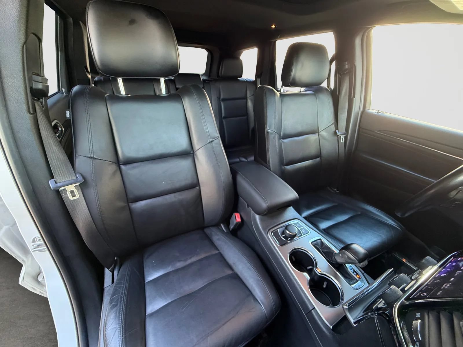 Used 2020 Jeep Grand Cherokee Limited AWD/4WD image 21