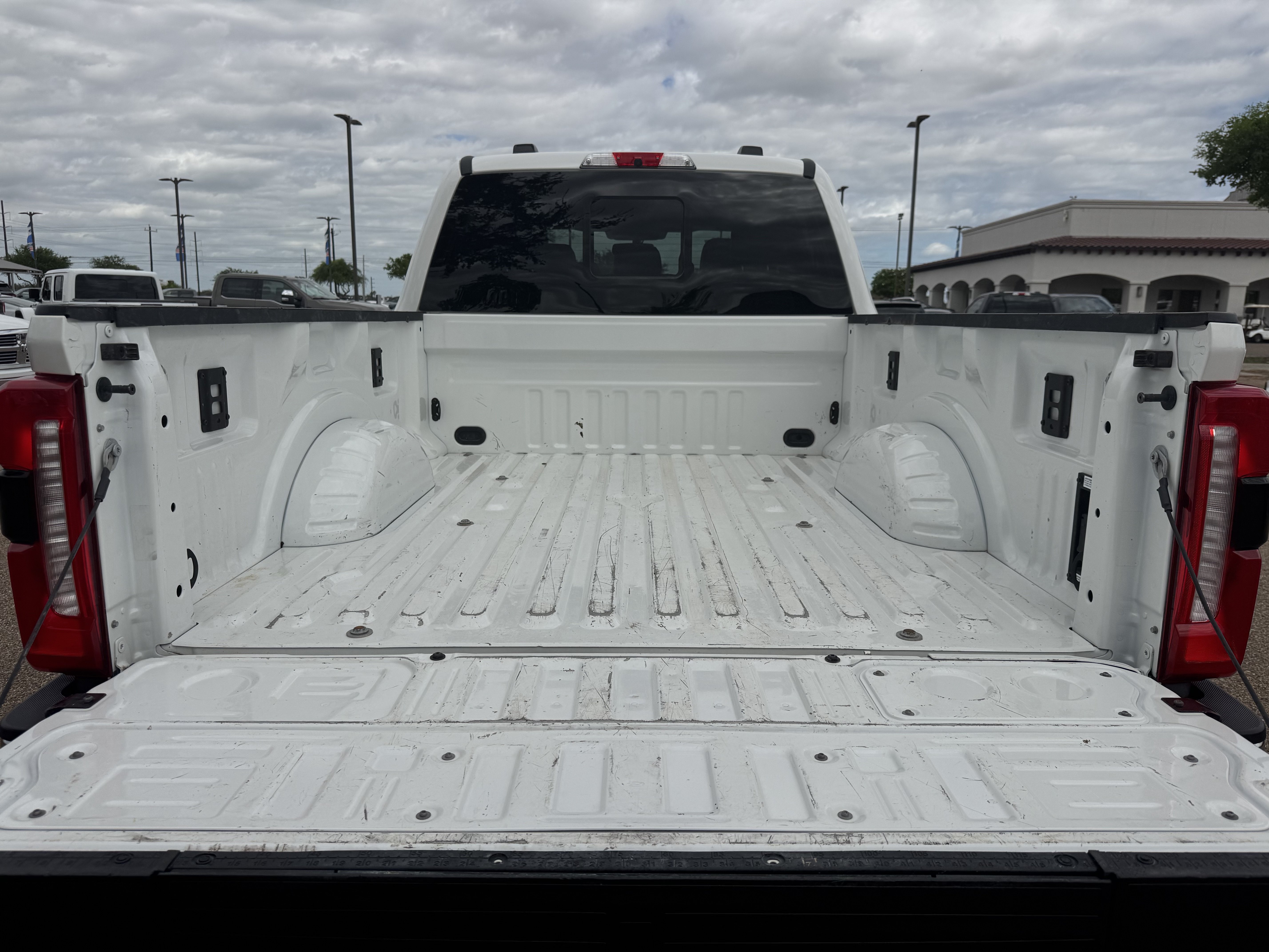 Certified 2024 Ford F250 Lariat w/ Lariat Ultimate Package AWD/4WD image 28