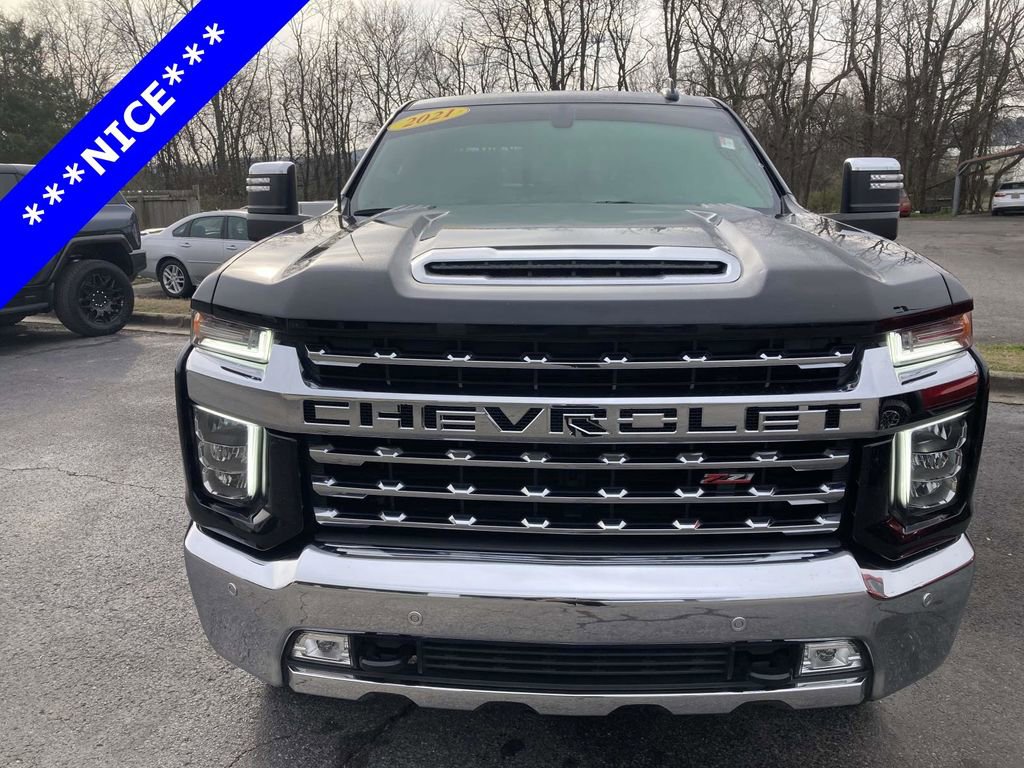Used 2021 Chevrolet Silverado 2500 LTZ w/ LTZ Convenience Package image 9