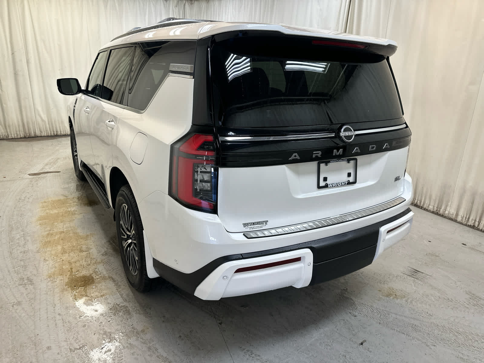 New 2026 Nissan Armada SL w/ Captain's Chari Seat Package AWD/4WD image 4