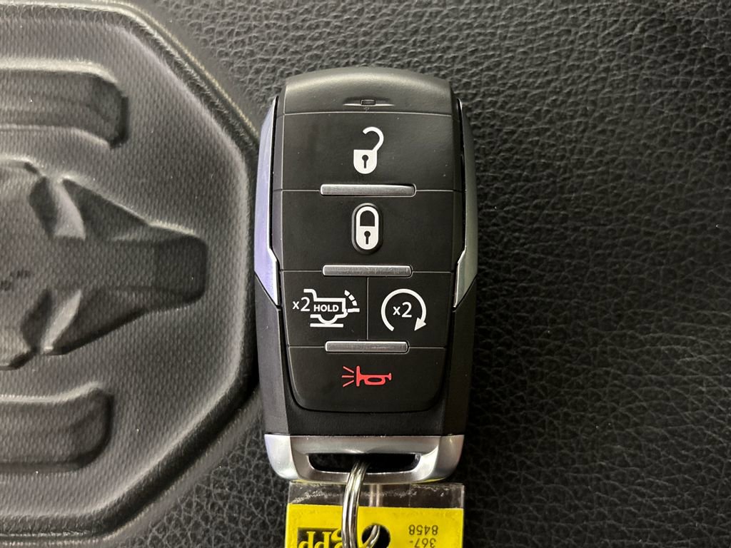 Used 2025 RAM 1500 Laramie w/ Night Edition AWD/4WD image 33