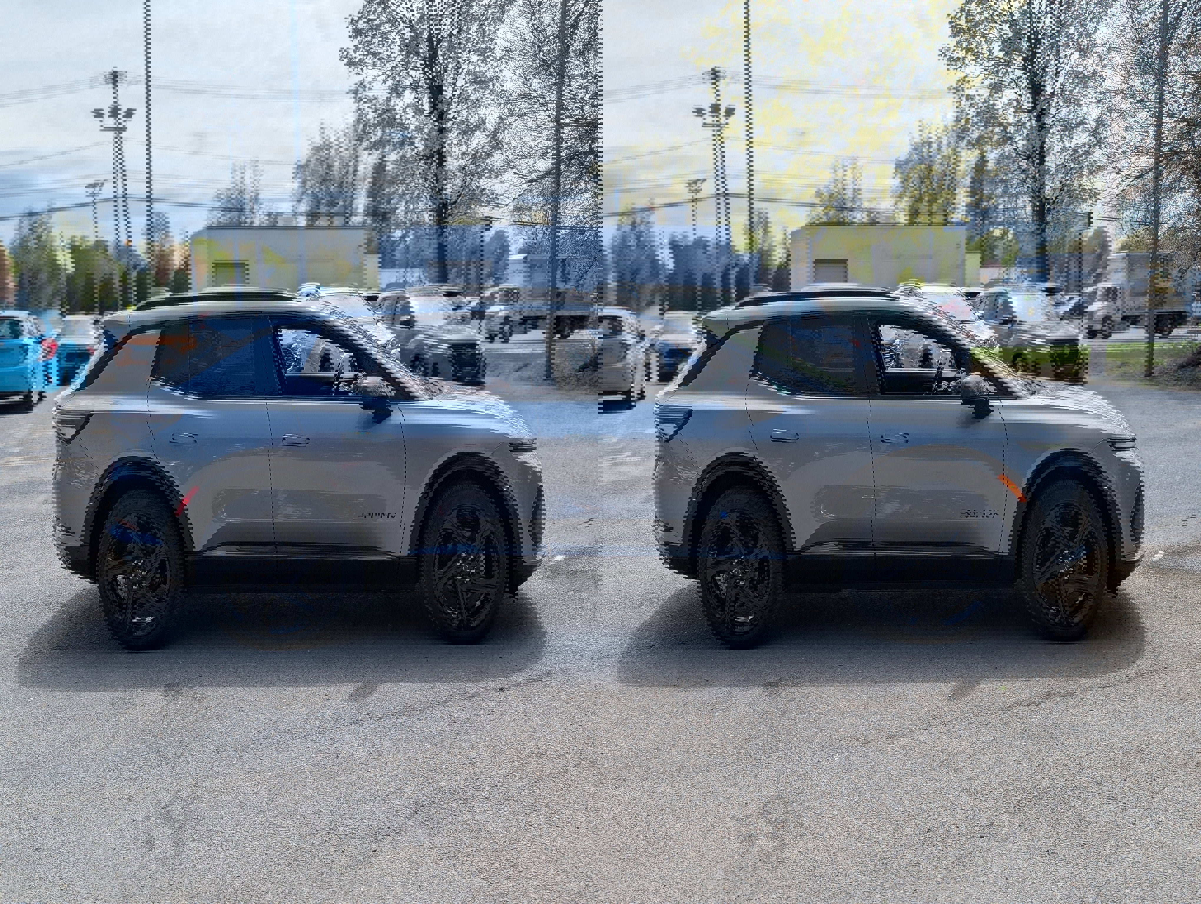 New 2025 Chevrolet Equinox EV RS image 9