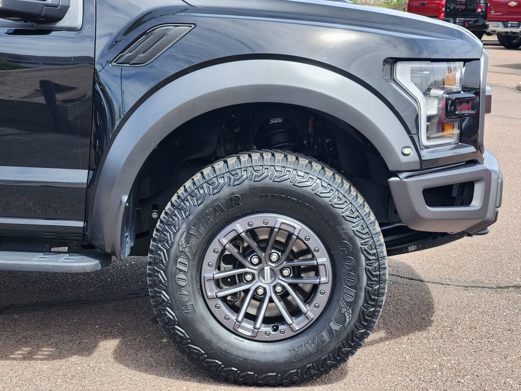 Used 2019 Ford F150 Raptor w/ Equipment Group 802A Luxury AWD/4WD image 29