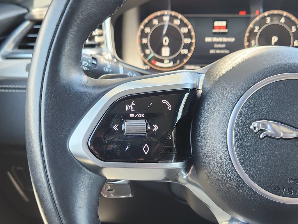 Used 2024 Jaguar F-PACE R-Dynamic S AWD/4WD image 17