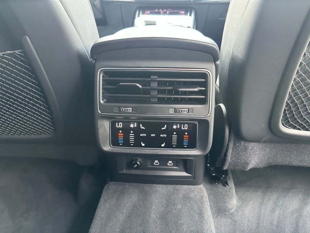 Certified 2025 Audi Q7 3.0T Premium Plus w/ Premium Plus Package image 26