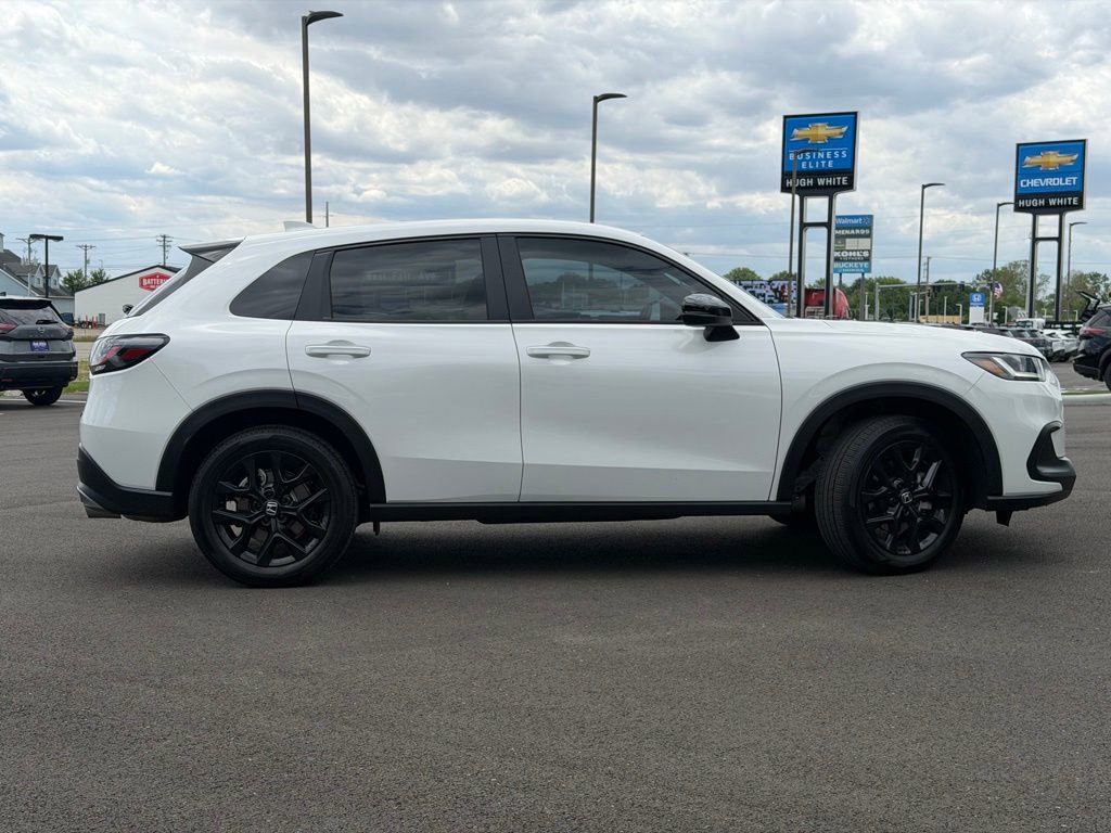 Used 2025 Honda HR-V Sport image 6