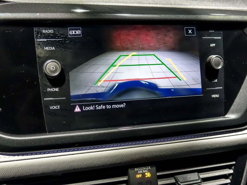 Used 2023 Volkswagen Taos SEL image 25