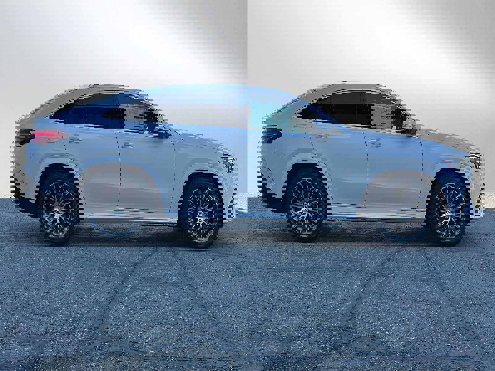 Used 2025 Mercedes-Benz GLE 450 4MATIC Coupe image 7