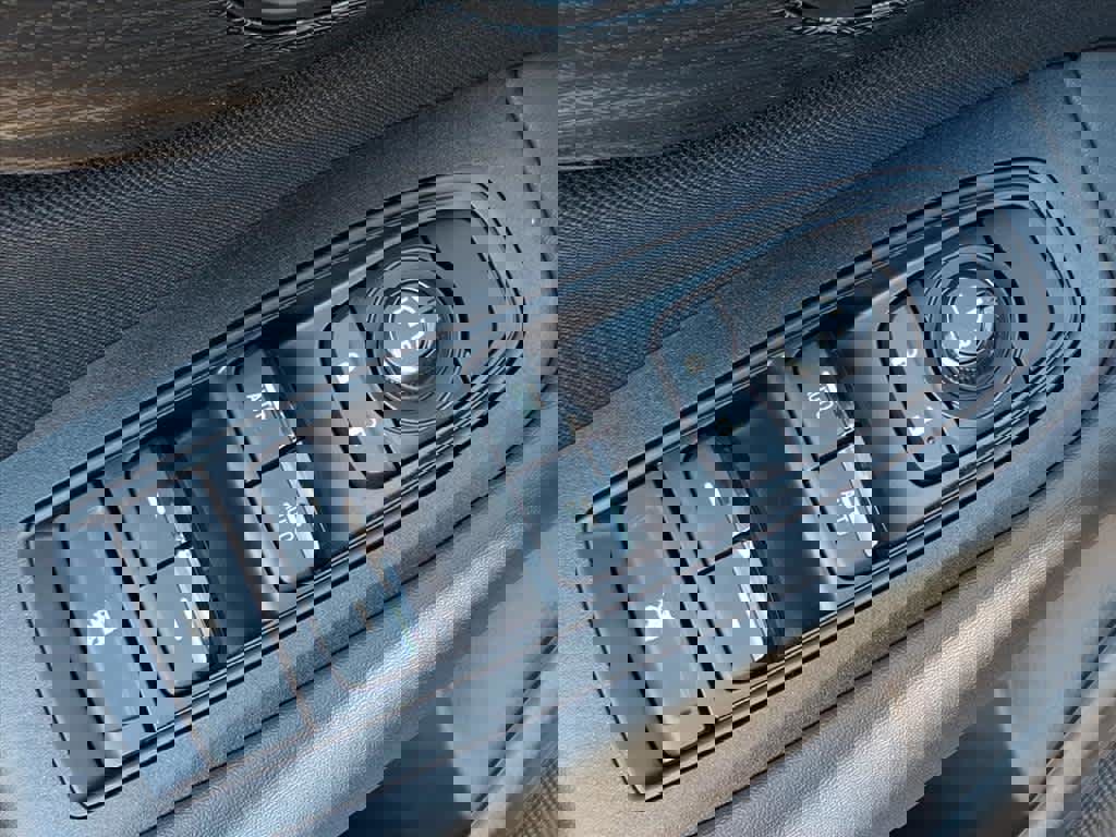 Certified 2025 Subaru Outback w/ Popular Package #1A image 24