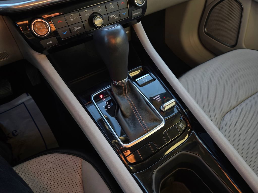 Used 2022 Jeep Compass Limited w/ Elite Group image 25