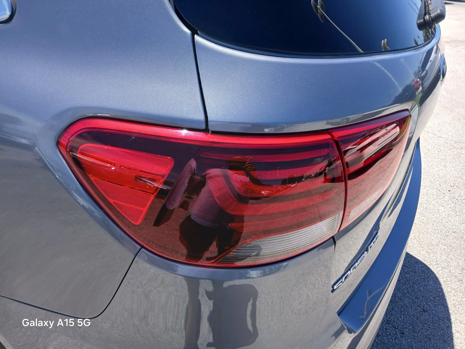 Used 2020 Kia Sorento S FWD image 19