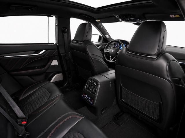 Used 2019 Maserati Levante Trofeo AWD/4WD image 29