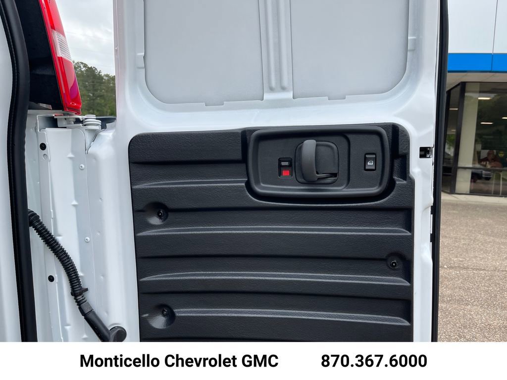 New 2026 Chevrolet Express 2500 Extended image 24