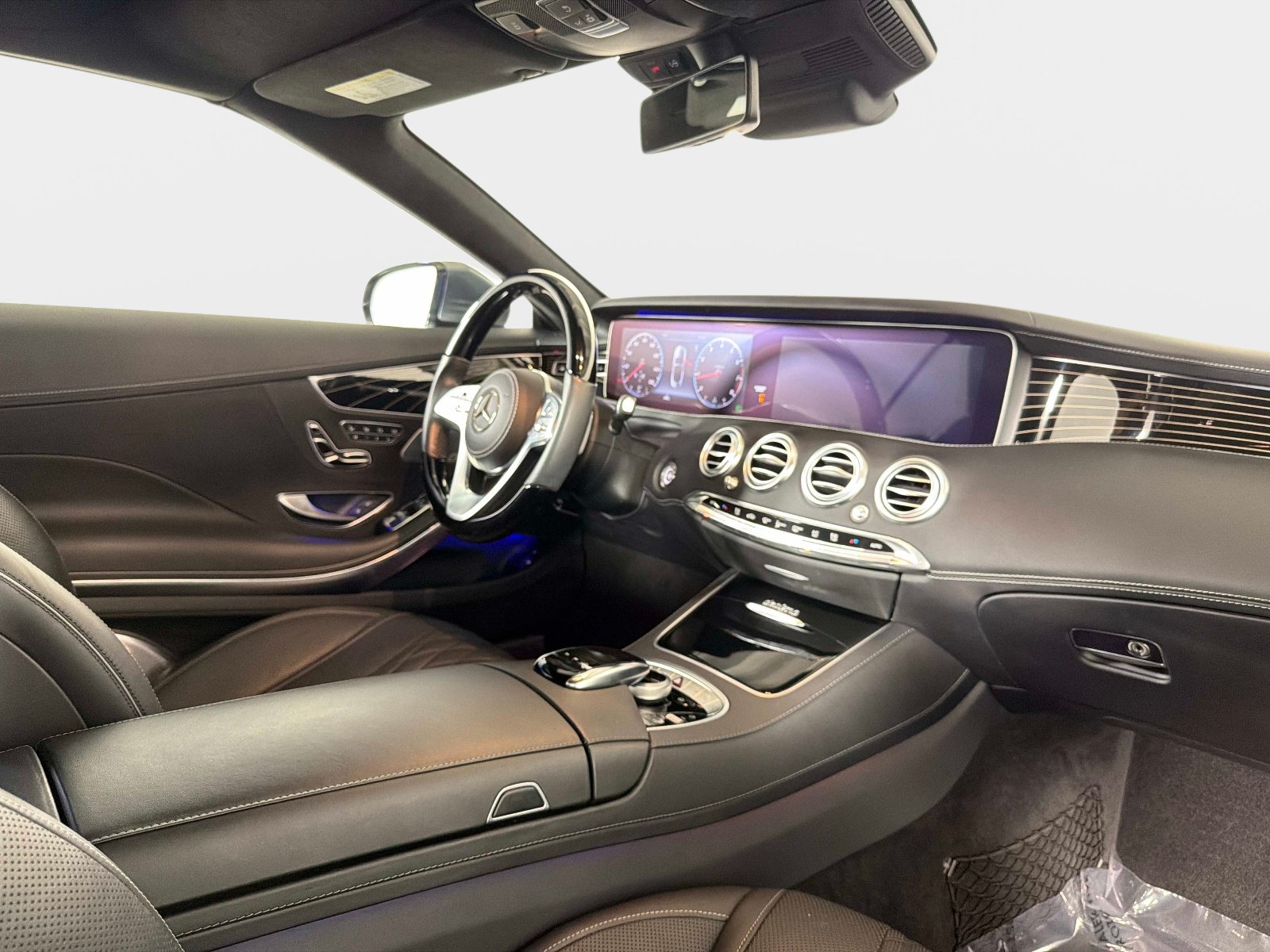Used 2020 Mercedes-Benz S 560 Cabriolet image 26