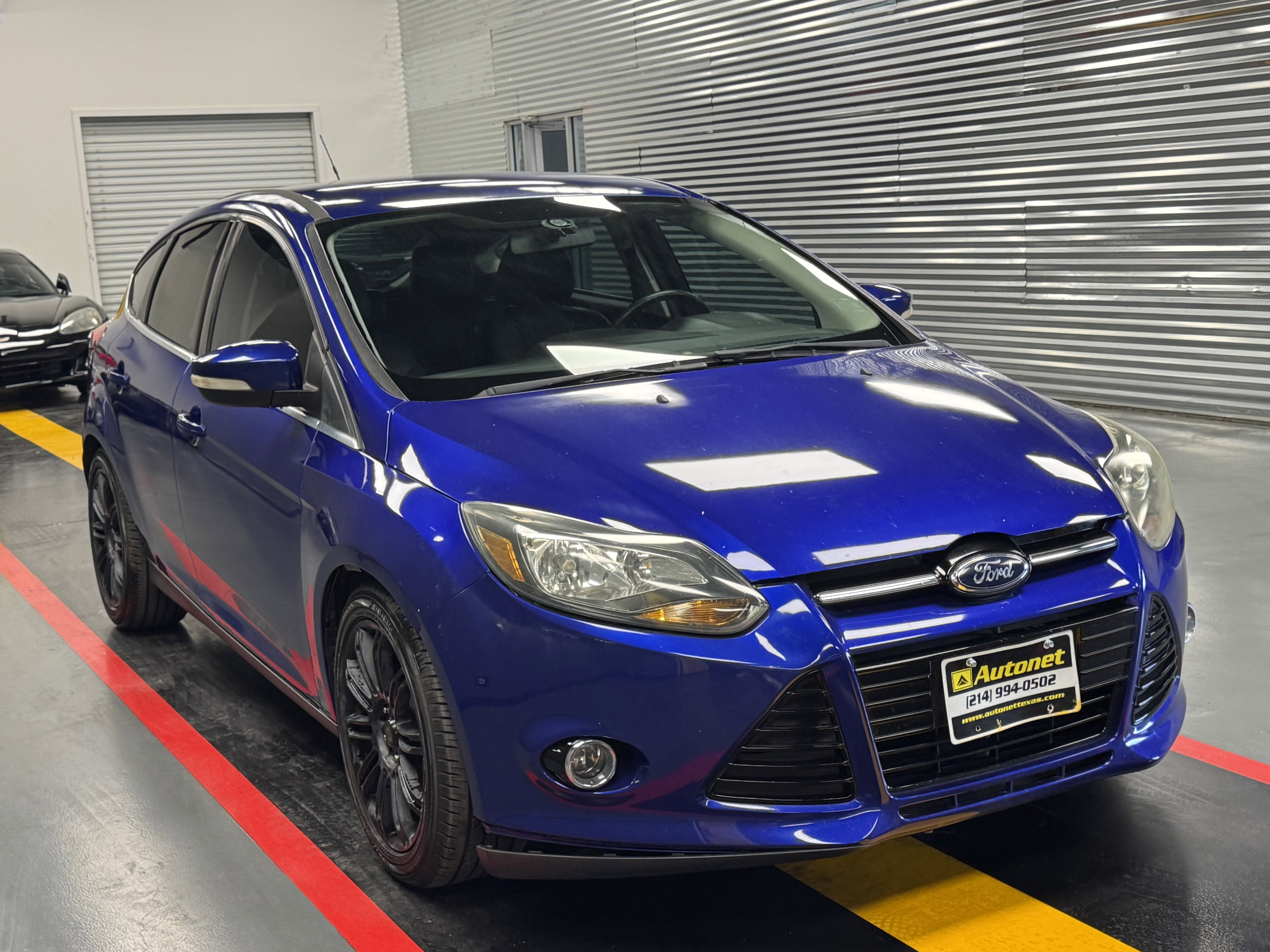 Used 2014 Ford Focus Titanium FWD image 6