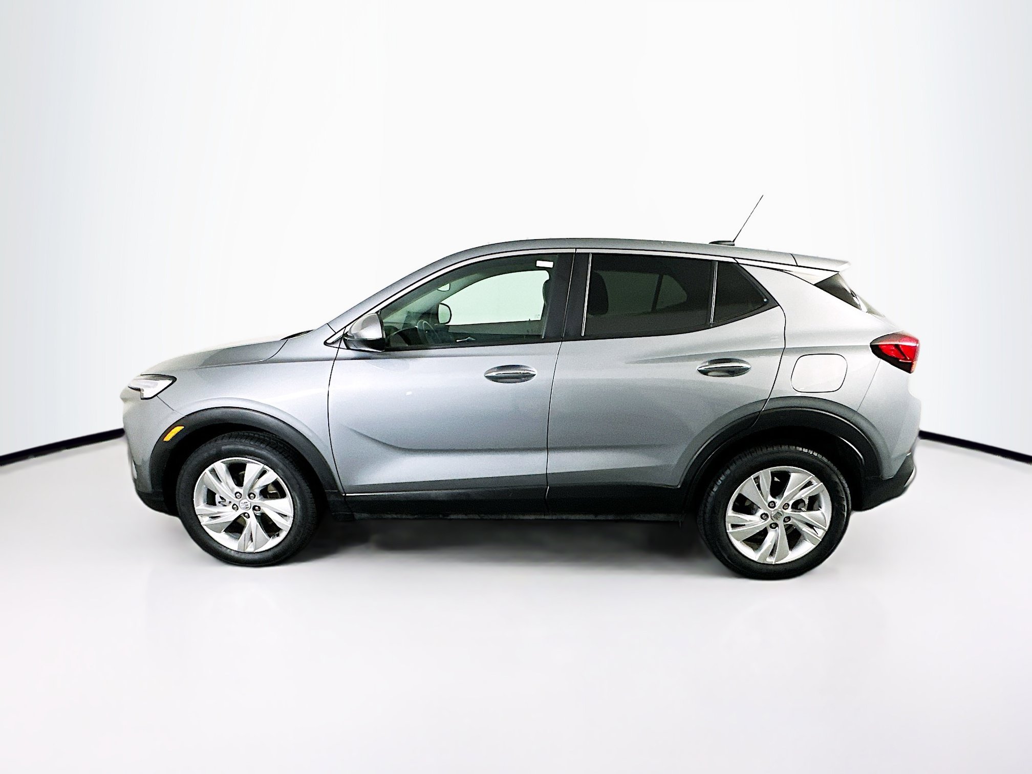 Used 2025 Buick Encore GX Preferred FWD image 4