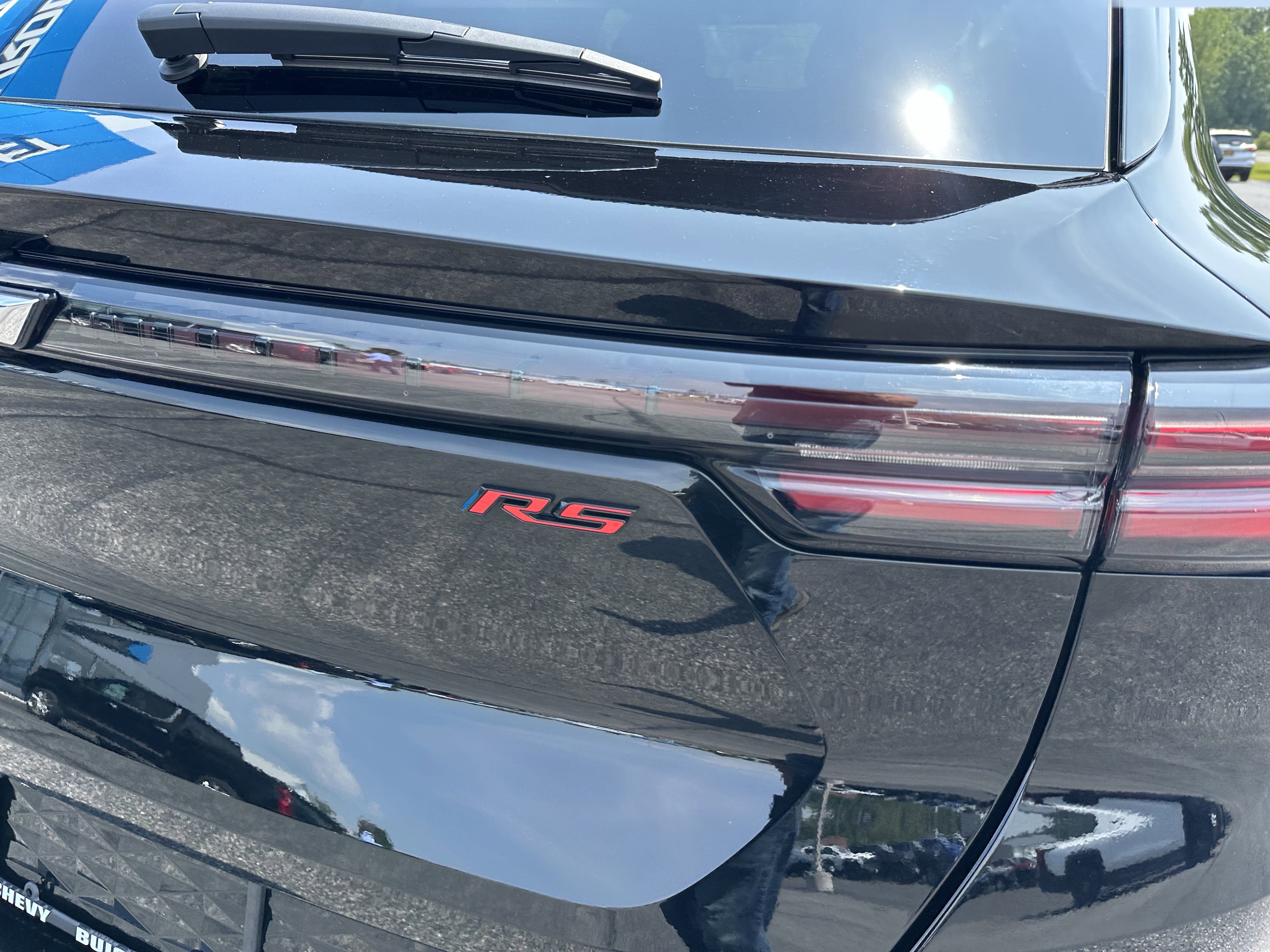 New 2025 Chevrolet Equinox EV RS image 6